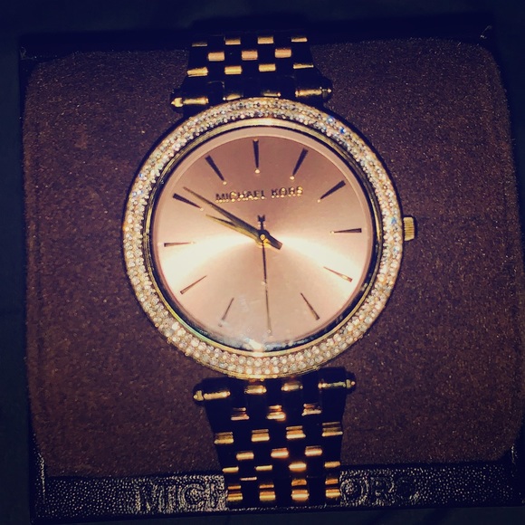 Michael Kors Watch - Picture 1 of 2